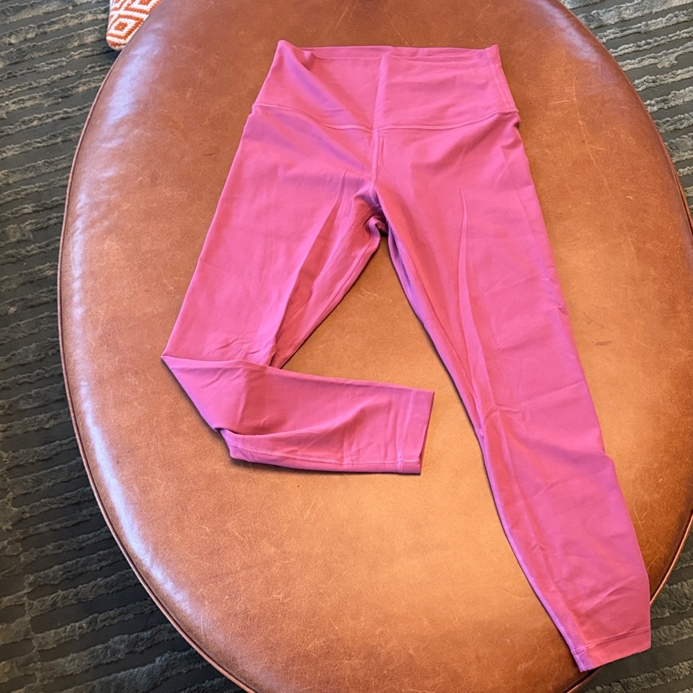 Lululemon HR Align 25 inch inseam. Size 8. Like new condition